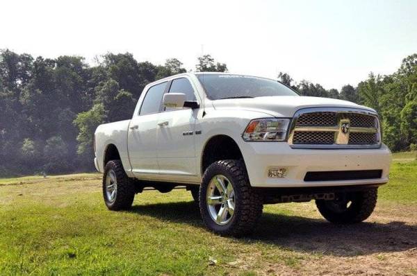 Rough Country - 4 Inch Suspension Lift Kit 12-18 RAM 1500 4WD Rough Country