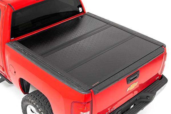 Rough Country - Low Profile Hard Tri-Fold Tonneau Cover 07-13 1500 5.5 Foot Bed w/Rail Caps Rough Country