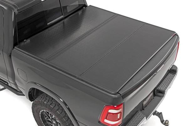 Rough Country - Toyota Hard Tri-Fold Bed Cover 14-21 Toyota Tundra 5.5 Ft Bed Rough Country