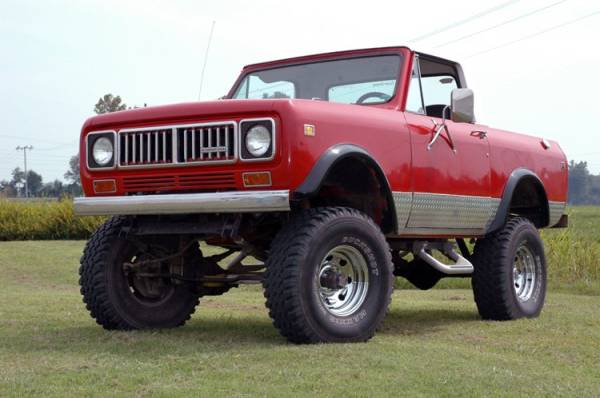 Rough Country - 4 Inch International Suspension Lift System 71-73 4WD International Scout II Rough Country