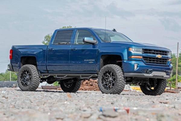 Rough Country - 7 Inch Suspension Lift Kit Vertex Cast Aluminum or Stamped Steel 14-18 Silverado/Sierra 1500 2WD