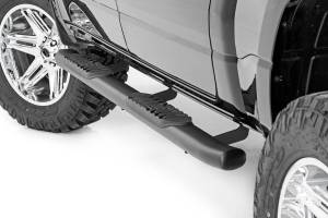 Dodge Oval Nerf Step Bars (19-20 Ram Crew Cab) Rough Country