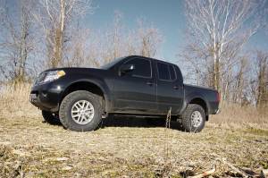 Rough Country - 2.5 Inch Nissan Suspension Lift Kit Red 05-Up Frontier/Xterra Rough Country - Image 3