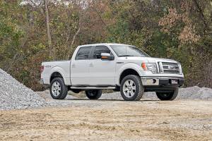 Rough Country - 2 Inch Leveling Lift Kit w/V2 Shocks 09-13 F-150 Rough Country - Image 3