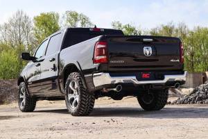 Rough Country - 2.0 Inch Ram Leveling Lift Kit 19-20 Ram 1500 4WD Air Ride Rough Country - Image 1