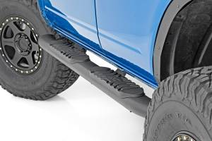 Rough Country - Oval Nerf Step 4.5 Inch 4-Door Black 21-Up Ford Bronco 4WD Rough Country - Image 1