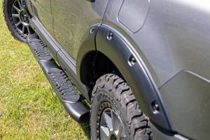 Rough Country - Oval Nerf Step 4.5 Inch Crew Cab Black 21-Up Ford Bronco Sport 4WD Rough Country - Image 2