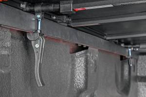 Rough Country - Ford Soft Tri-Fold Bed Cover 17-20 F-250/F-350 Super Duty-6.5 Foot Bed Rough Country - Image 4