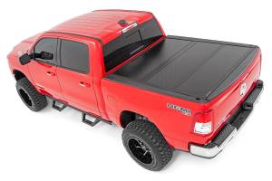 Rough Country - Dodge Low Profile Hard Tri-Fold Tonneau Cover 19-20 RAM 1500 Quad/Mega Cab 5.5ft; Bed W/O RAMbox Rough Country - Image 4